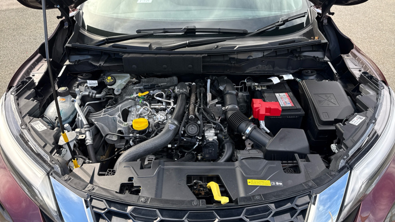 Nissan Juke 1.0 DiG-T N-Connecta 5dr Petrol Hatchback